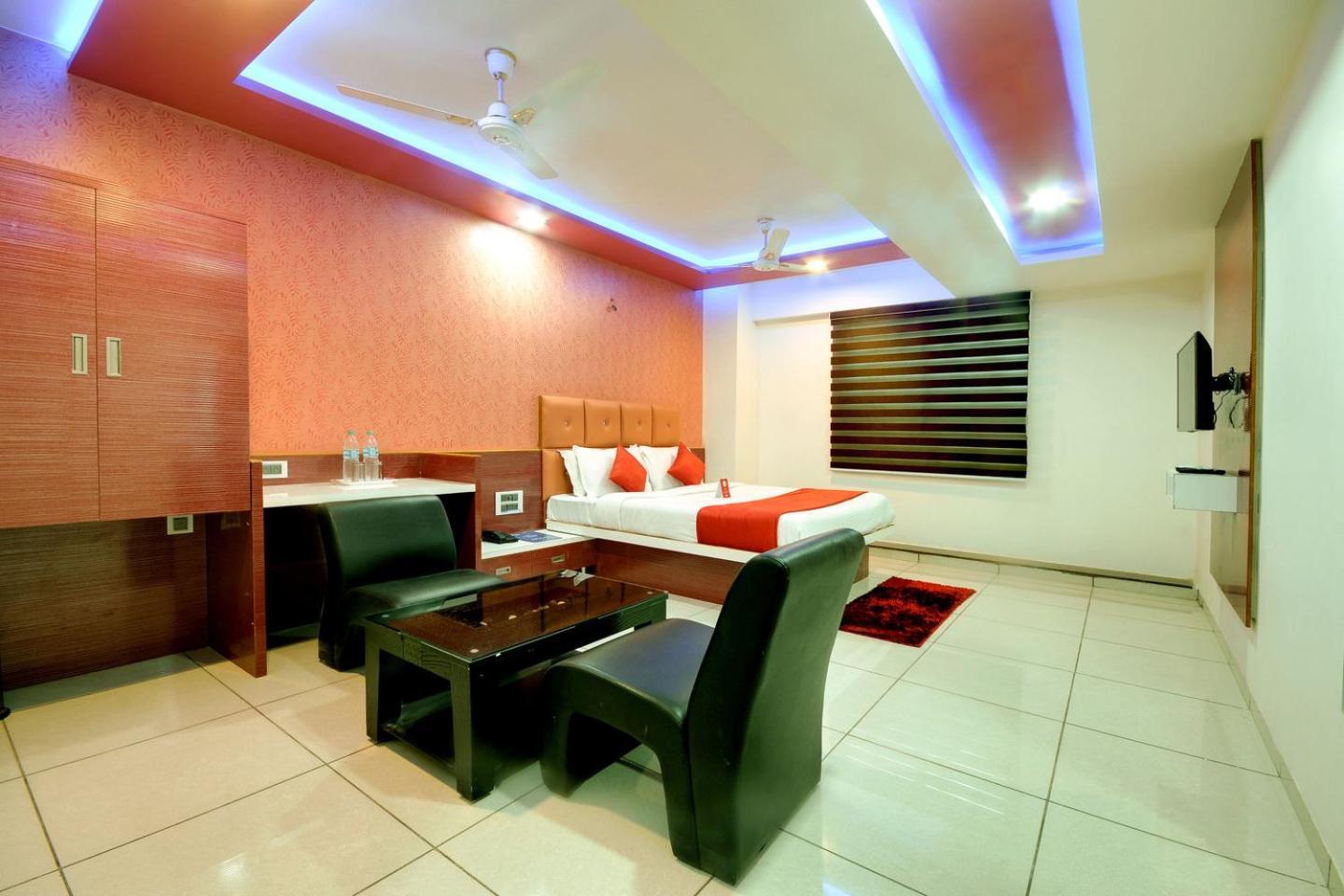 Hotel Hillton Inn Gandhinagar Buitenkant foto