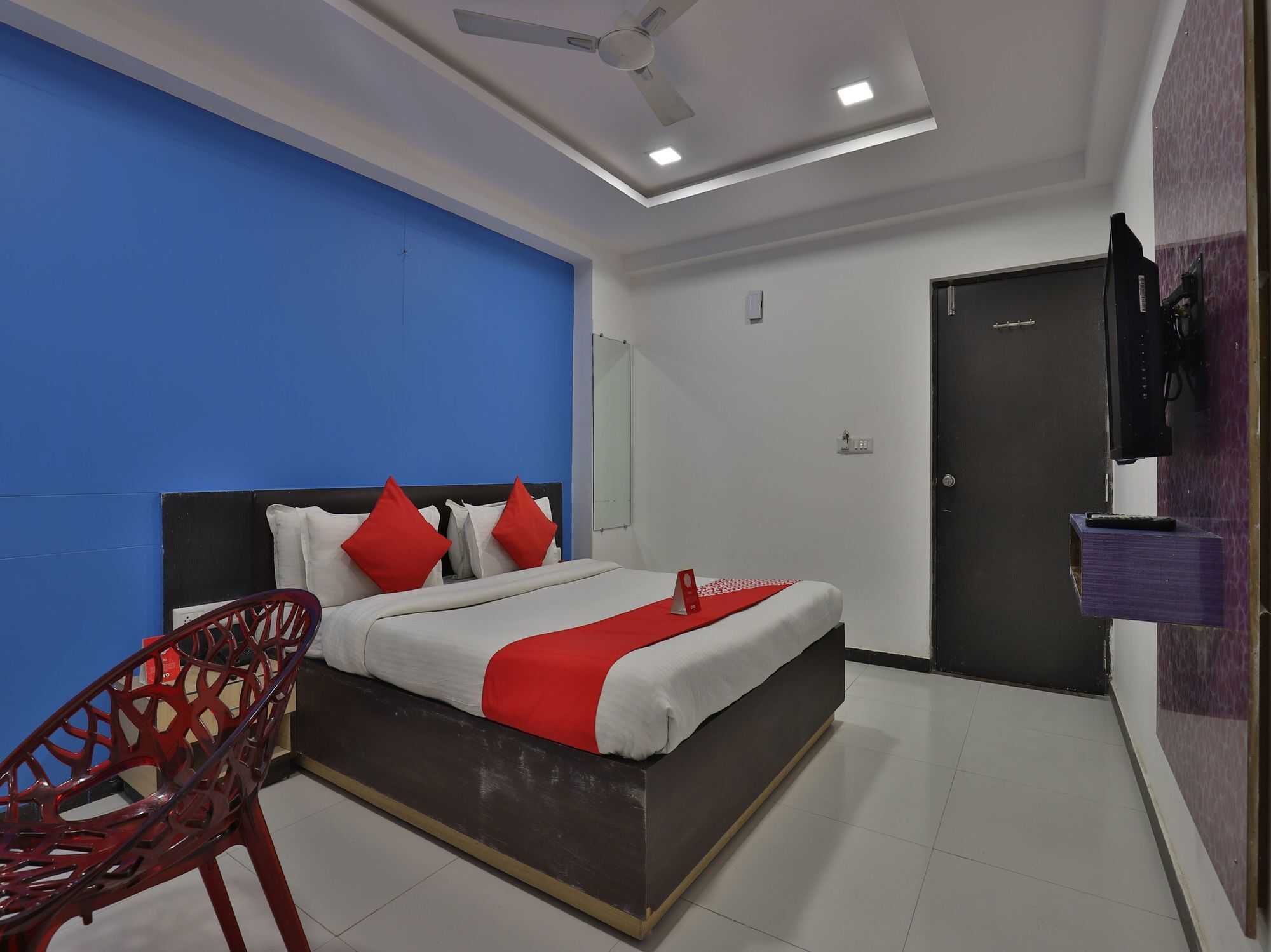 Hotel Hillton Inn Gandhinagar Buitenkant foto