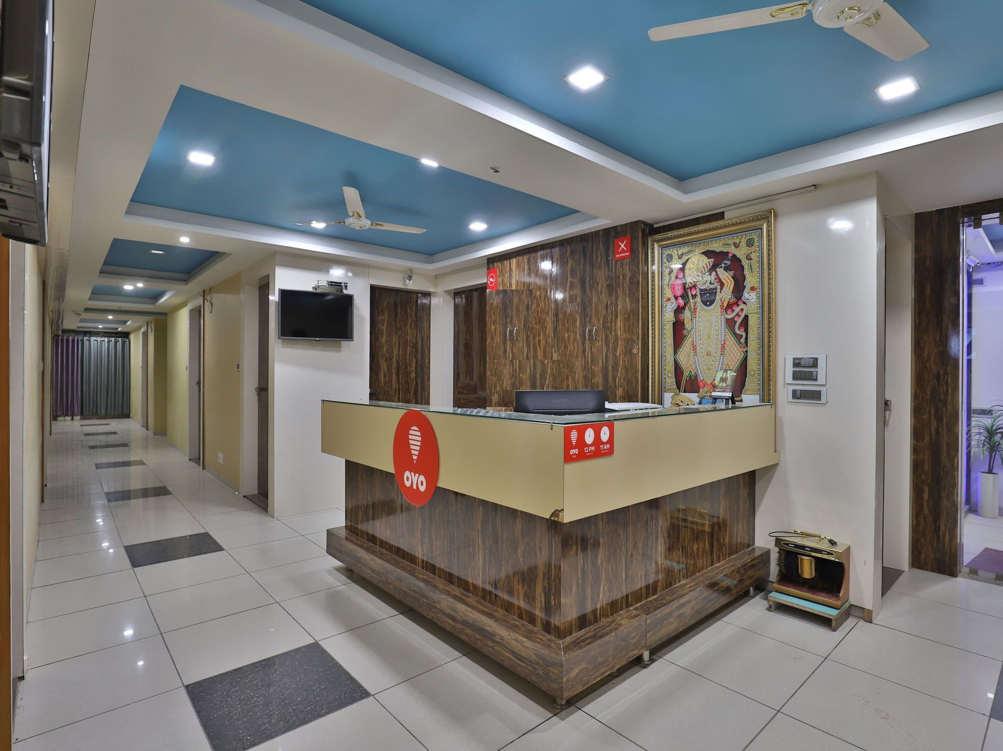 Hotel Hillton Inn Gandhinagar Buitenkant foto